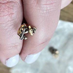 Juicy couture anchor stud earrings